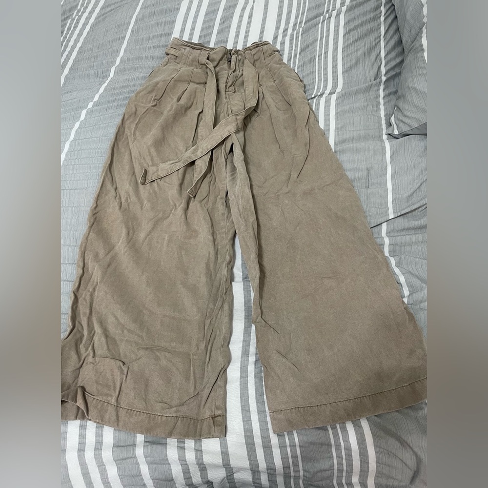 Free People Wide Leg Pants, Size 2, Zipper, Buttons, and String Tie in Front
